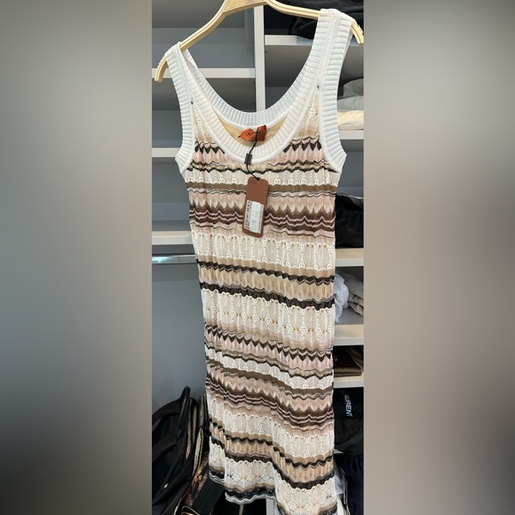 NEW WITH TAGS - MISSONI DRESS - Picture 1 of 4